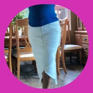 PLUS SIZE Frayed Denim Skirt